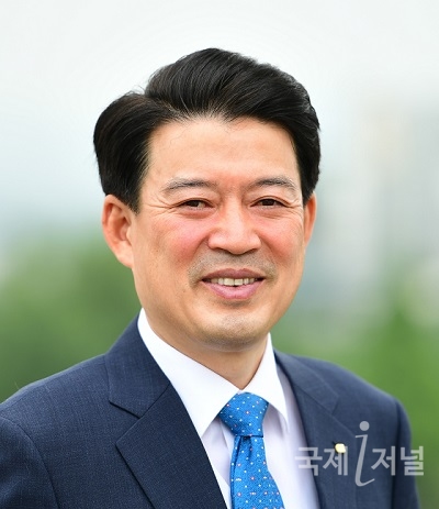 윤 재 호 구미상공회의소 회장 2023년 신년사